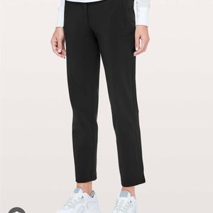 LULULEMON ON THE MOVE CITY PANTS NAVY WOMENS